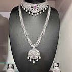 Yashika Trendz